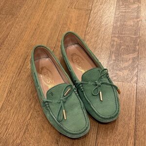 Tod's Gommino Loafers in green